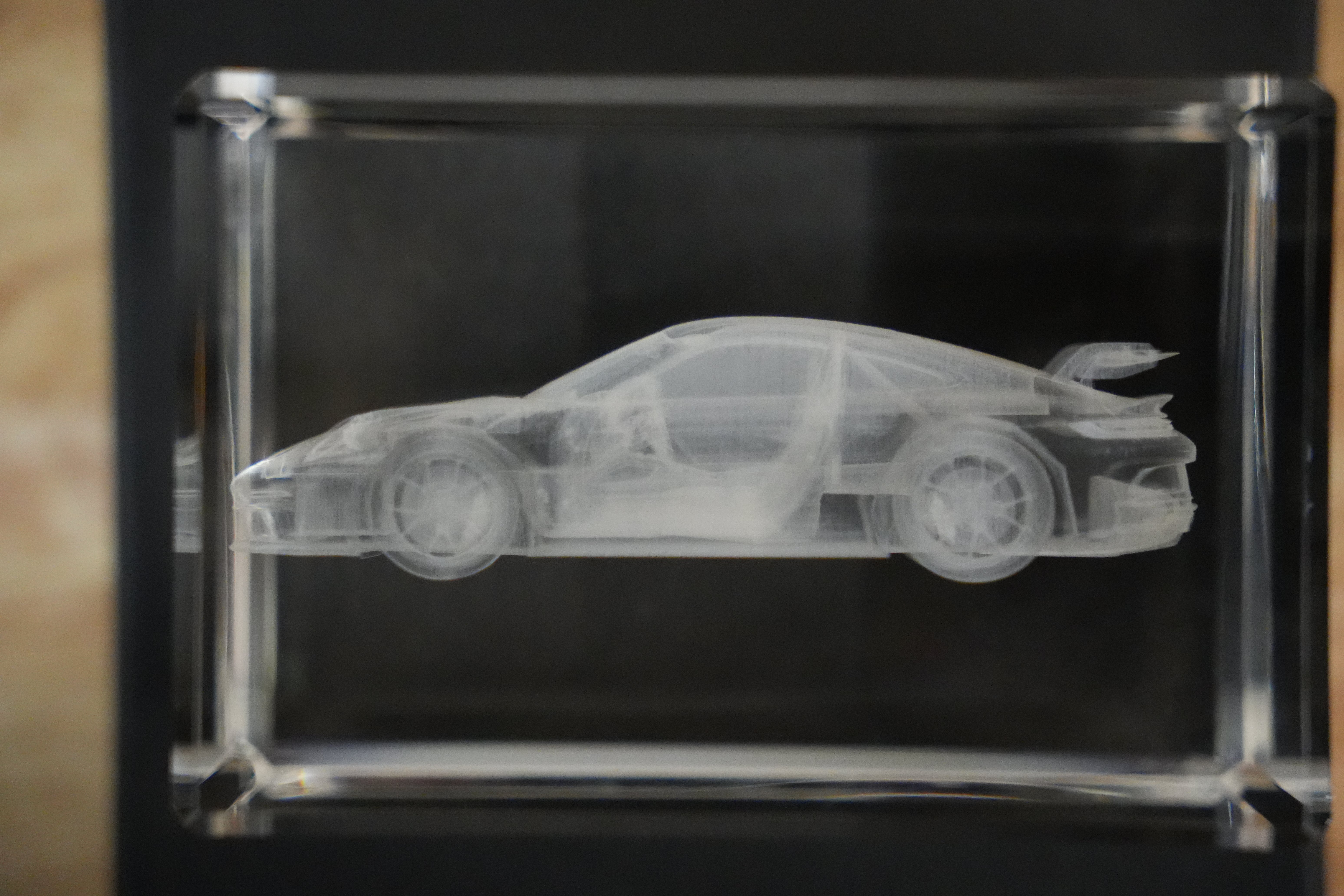 ポルシェ 立体クリスタルオブジェ 3D Crystal 911 GT3 | Laser-Engraved Car Gift – ALHC Custom Engraving
