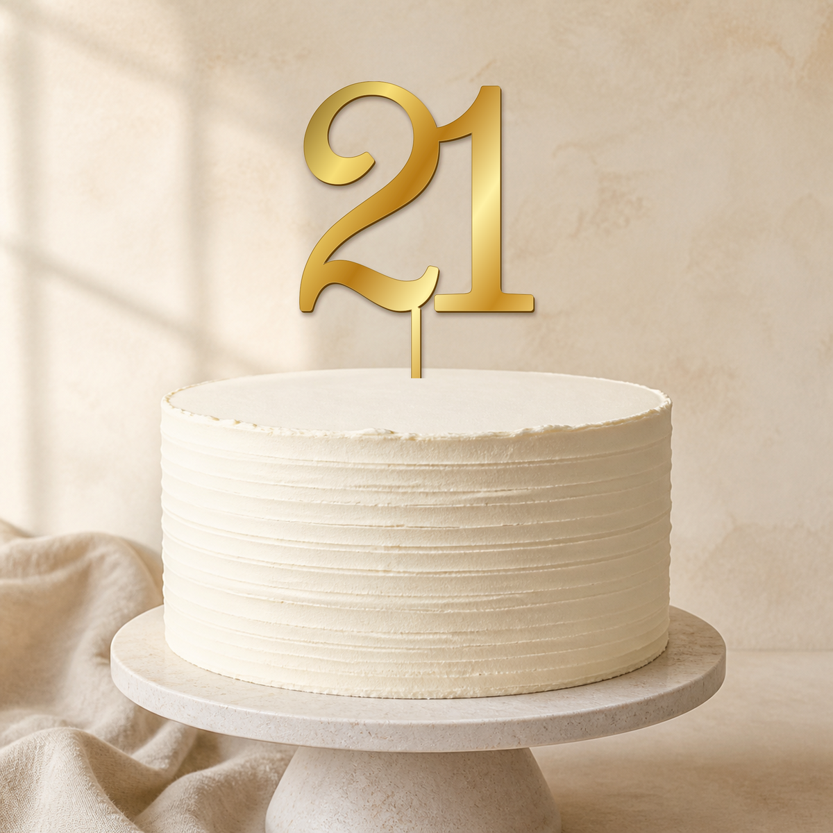 21 Gold Mirror Acrylic cake topper displayed on a cake